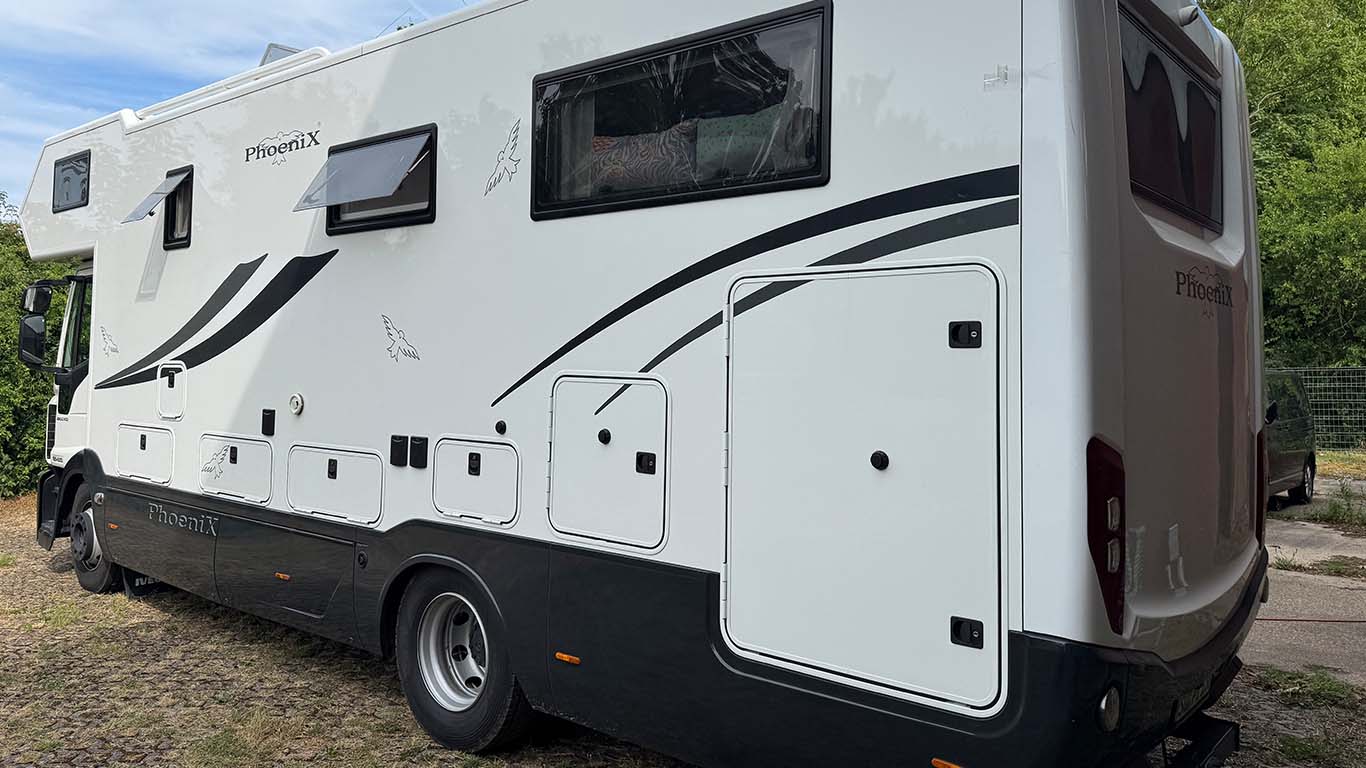 Seitenschaden an einem Wohnmobil