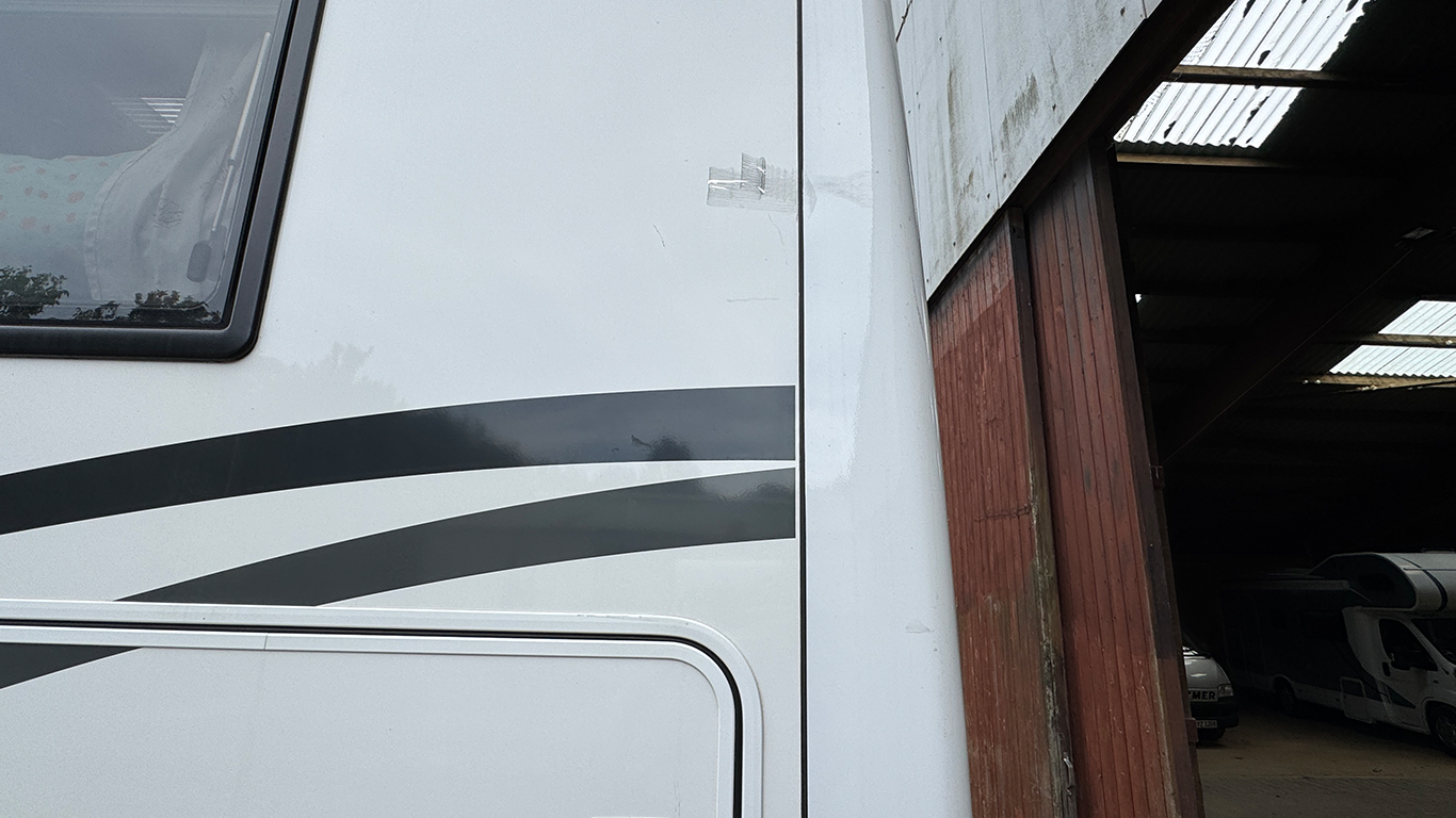 Schaden an einem Wohnmobil